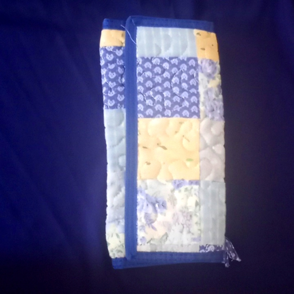 Donna sharp quilted wallet